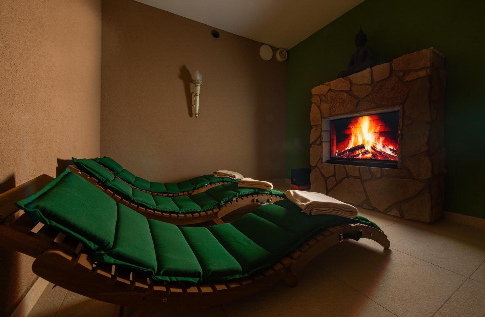 Tulipan Hotel